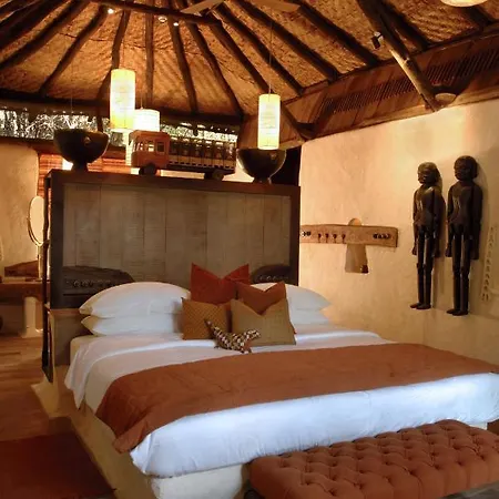 Mahua Kothi Bandhavgarh - A Taj Safari Lodge Tala  Exterior photo