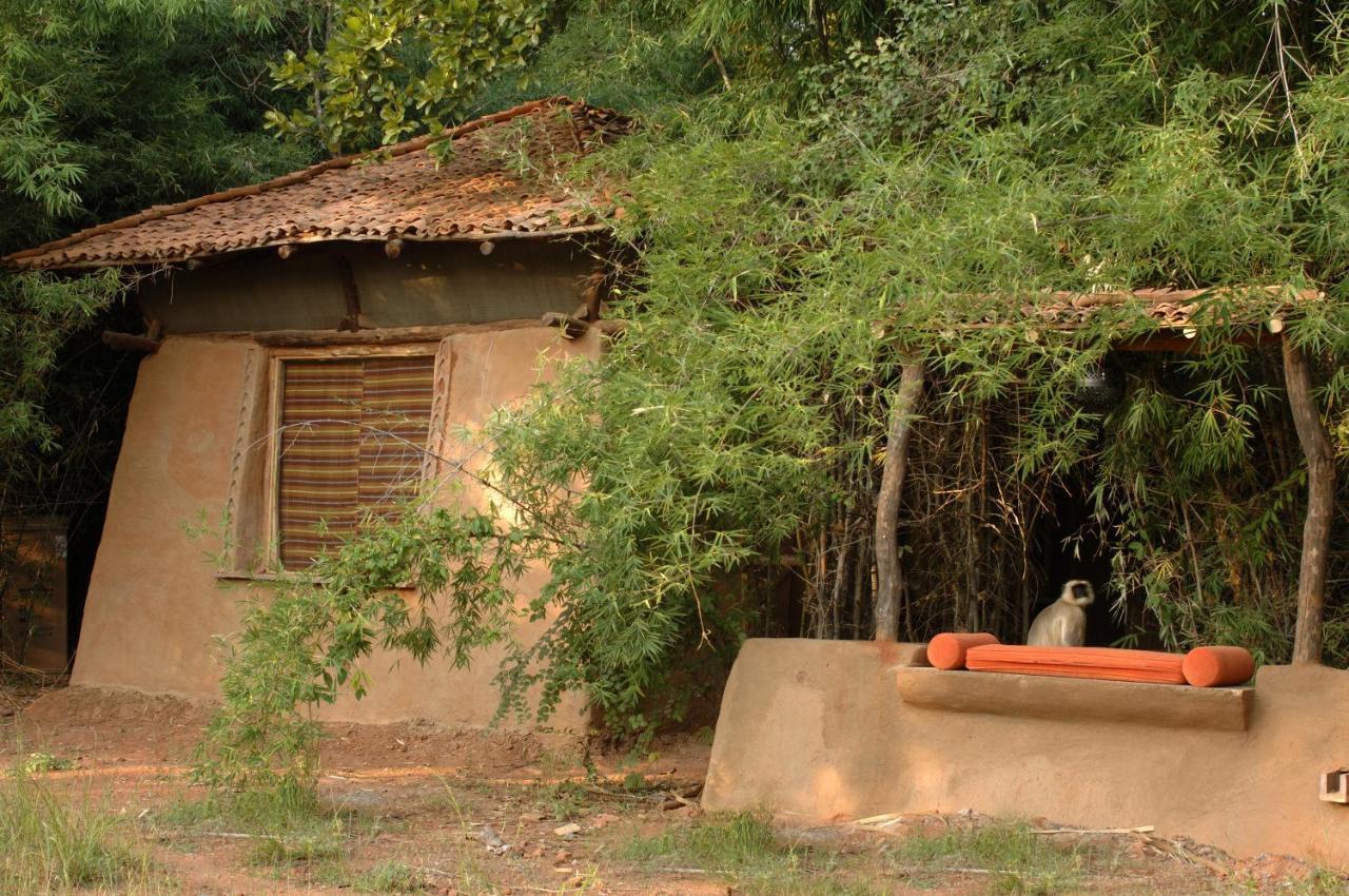 Mahua Kothi Bandhavgarh - A Taj Safari * Tala (Madhya Pradesh)